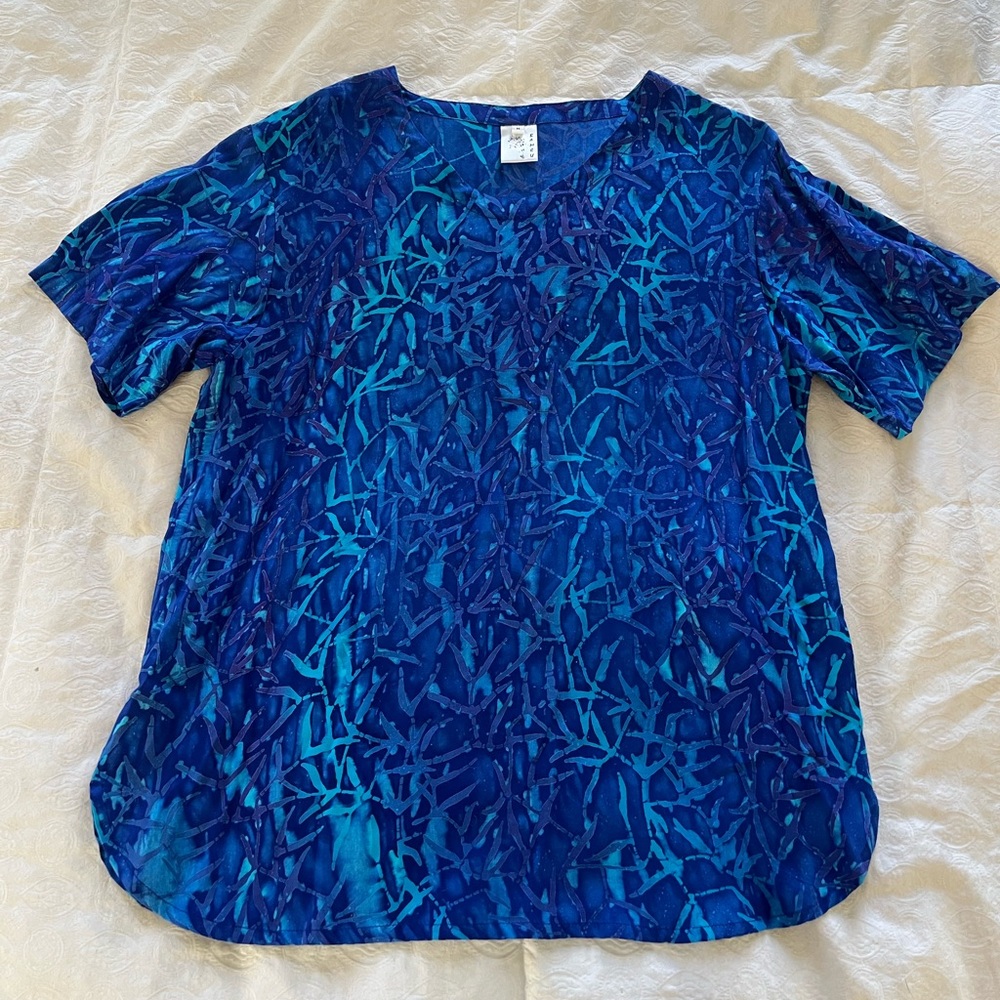 Blue Patterned Women's Top size medium